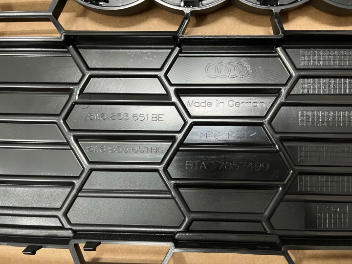 GRILLE AUDI A5 LIFT 8W6 GRILLE PARE-CHOCS AUDI A5 8W6 2019-2024 CAPTEURS PDC
