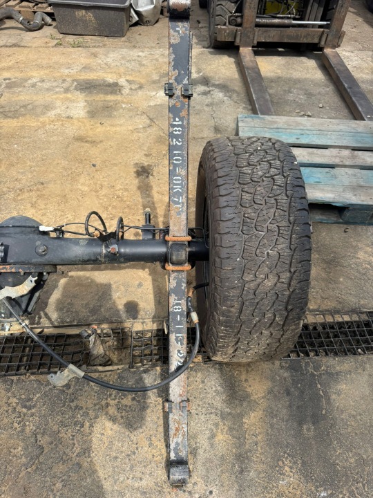 TOYOTA HILUX VIII PONT MOTEUR AXE ARRIÈRE DIFFÉRENTIEL AMORTISSEUR RESSORT ARRIÈRE ARRIÈRE