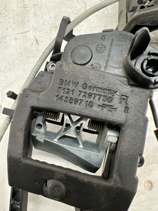 BMW 1 F20 F21 DROITE CÔTÉ SERRURE DE PORTE AVANT 14389710