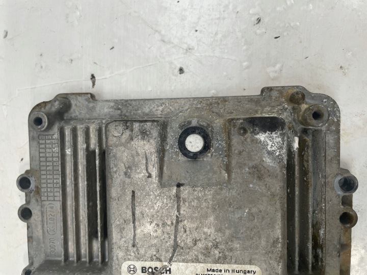 SUZUKI 1.0 TURBO ORDINATEUR CONTRÔLEUR MOTEUR 33910-53S00 0261S21344