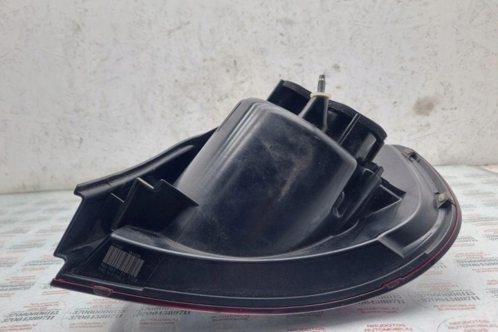 PHARE GAUCHE ARRIÈRE VW GOLF PLUS (5M1, 521) 5M0945095K 2.0L DIESEL 103KW 2007