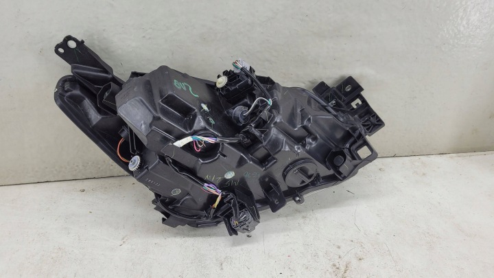 MAZDA 2 II 17- LIFT DJ LED GAUCHE PHARE AVANT AVANT PROJECTEUR