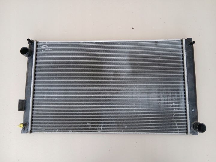 TOYOTA RAV4 IV 4 2012- RADIATEUR EAU 422135-3180