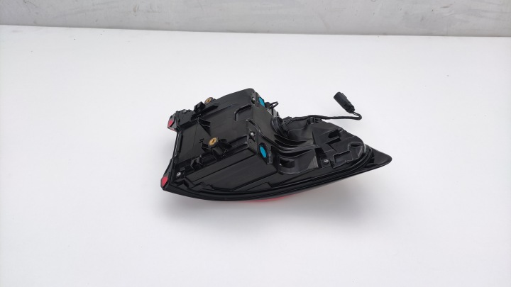 POLESTAR II 2 20- PHARE COMPLET LED DROIT ARRIÈRE ARRIÈRE EUROPE 31108941 (LT69)