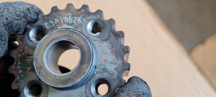 A4 B8 LIFT KOLO DENTÉ DISTRIBUTION 2.0 TDI 03P105263 A5 Q5 A6 C7