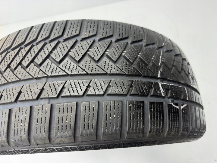PNEU D'HIVER CONTINENTAL WINTERCONTACT TS 850P 235/45 R18 HIVER 94V