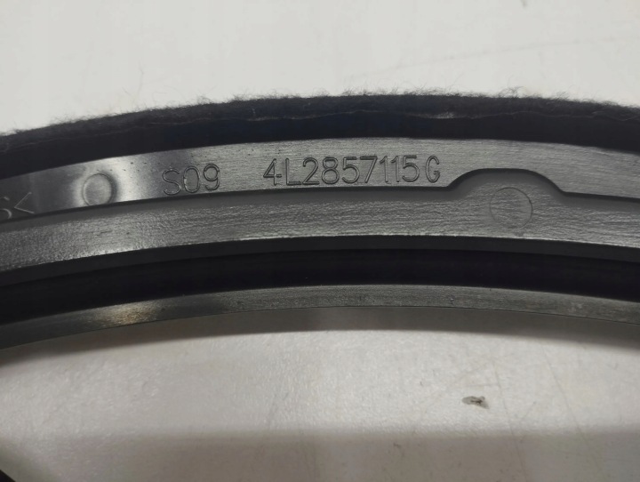 AUDI Q7 4L 2006 MOULURE DÉCORATIVE TABLEAU DE BORD 4L2857115G
