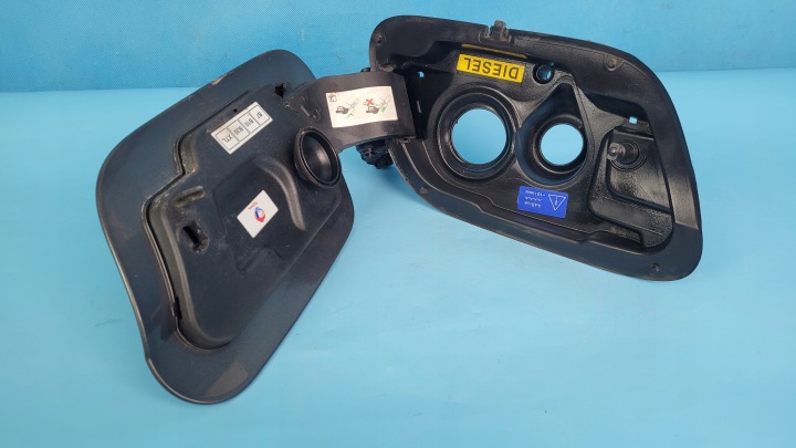 PEUGEOT 508 II 22R CLAPET GOULOTTE DE REMPLISSAGE CARBURANTS 9813390180