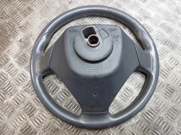 VOLANT COUSSIN VOLVO V40 I 30620955 30630092