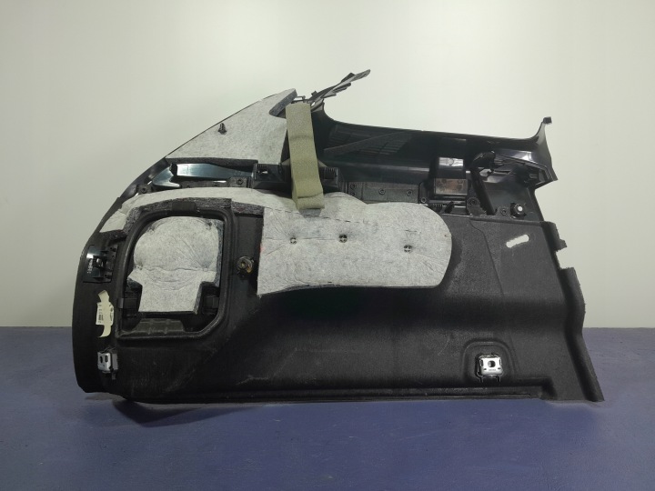 VOLVO XC60 I COLLECTEUR GARNITURE COUVERCLES DE COFFRE DROITE 30721203