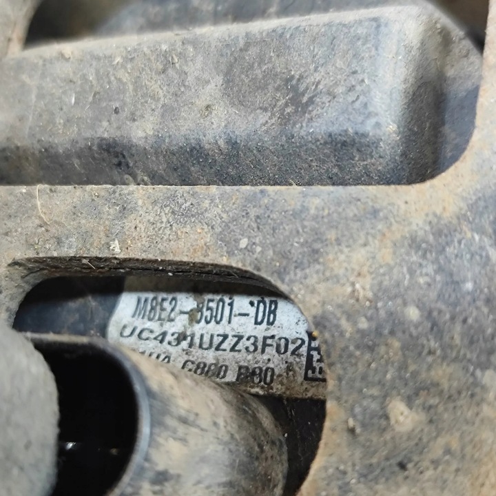 SUPPLÉMENTAIRE POMPE À EAU JAGUAR F-PACE M8A218D473CC