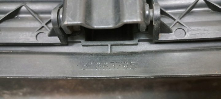 VOLVO XC-90 II GUIDE D'AIR 31663795