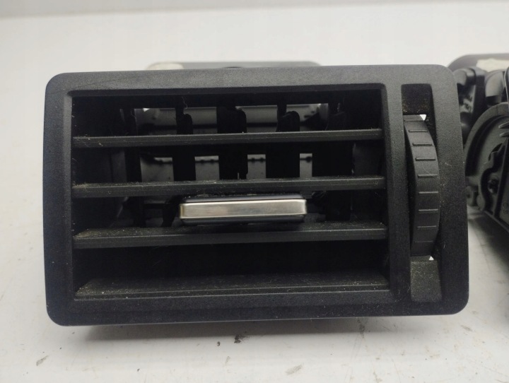FORD FOCUS C-MAX 2005 ENSEMBLE GRILLES CONDUIT D'AIR
