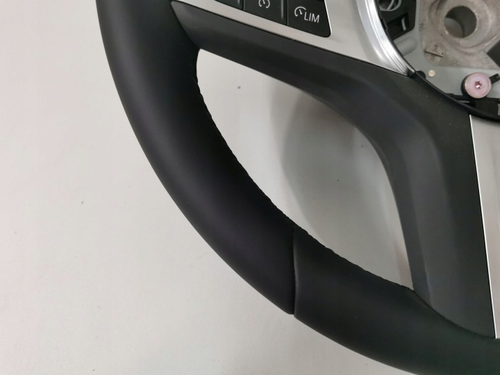VOLANT M SPORT BMW 5 G30 G31 8008186