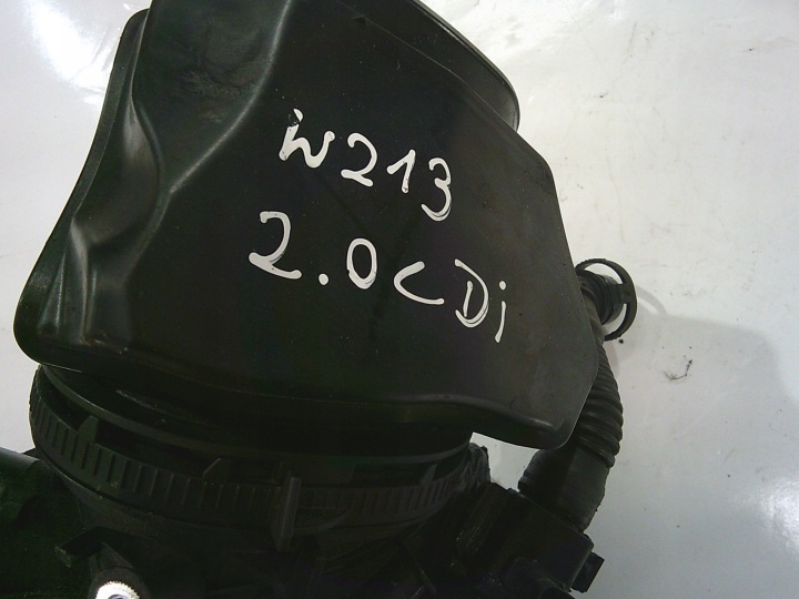 TUYAU CONDUIT D'AIR ADMISSION RÉSONATEUR AIR MERCEDES W213 2.0 CDI A6540904300
