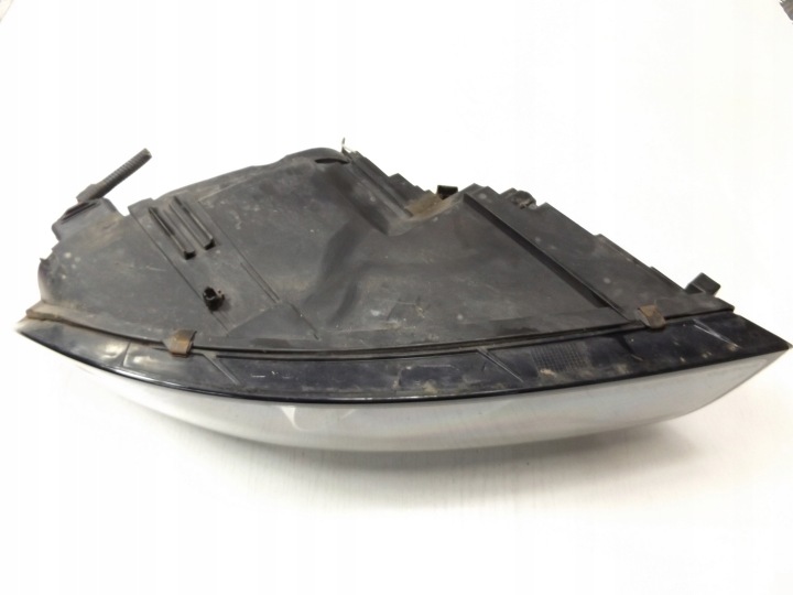 VOLVO V50 PHARE GAUCHE AVANT GAUCHE AVANT 30698654 EUROPE