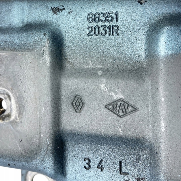 SUPPORT FIXATION GARDE-BOUE CHARNIÈRES GAUCHE RENAULT ARKANA 663512031R