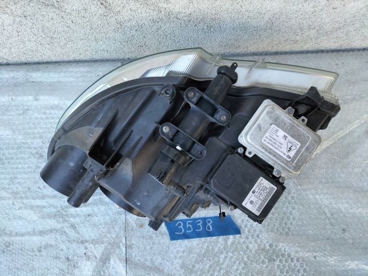 SKODA SUPERB II PROJECTEUR DROIT 3T1941016E SZCZECIN -GORZOW-POZNAN) 3538
