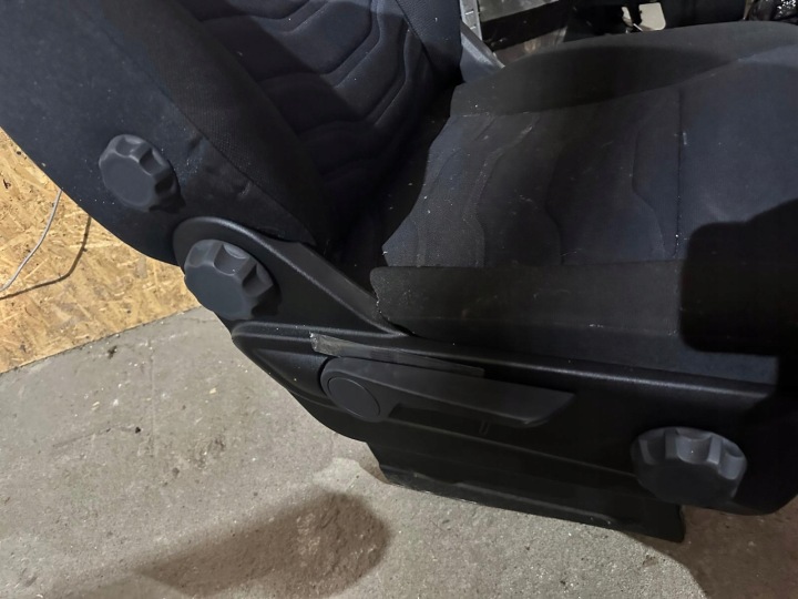 SIÈGE PASSAGER IVECO DAILY 2023R