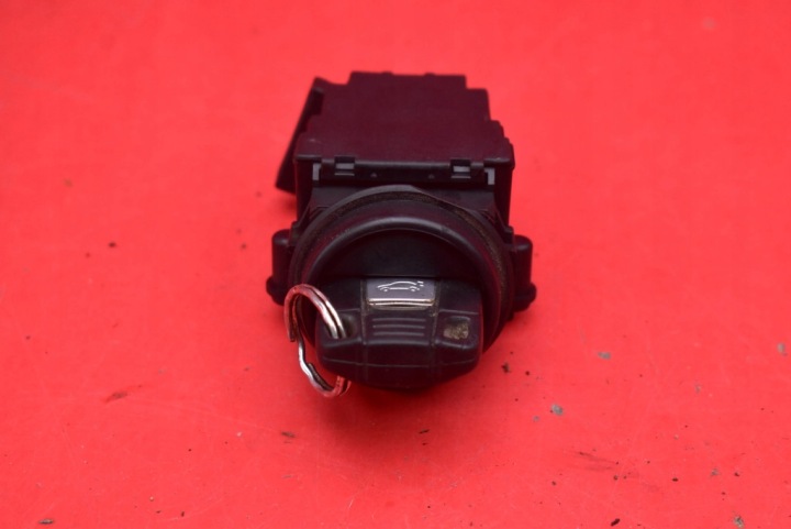 CONTACTEUR D'ALLUMAGE CLÉ BOUTON 6954722-14 BMW E60 E61 2.0 D 177 KM 07-10