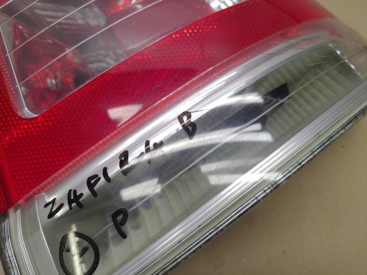 PHARE DROITE ARRIÈRE ARRIÈRE OPEL ZAFIRA B II LIFT ANNÉE 2008-2011