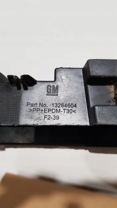 GLISSIÈRE PARE-CHOCS AVANT AVANT OPEL ASTRA J 13264604