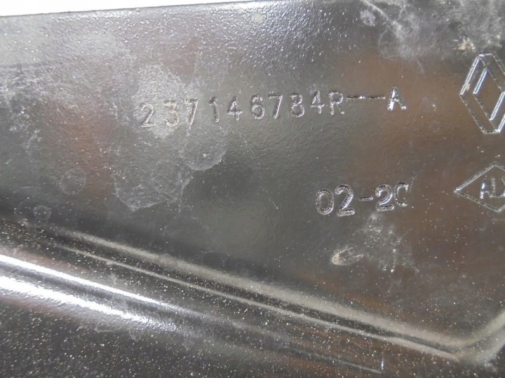 FIXATION SUPPORT POIGNÉE CARROSSERIE ORDINATEUR 237146784R RENAULT CLIO V 1,5D