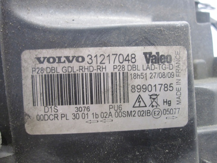 VOLVO XC90 I LIFT 10R PHARE DROITE AVANT 31217048 XÉNON ANGLAIS