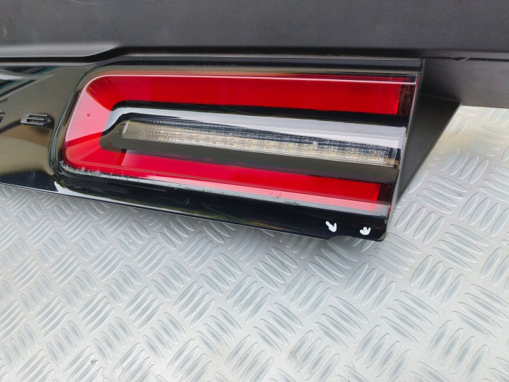 DODGE CHALLENGER 2023 PHARE ARRIÈRE GAUCHE DROITE ARRIÈRE CACHE LED USA