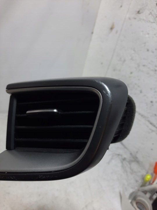 KIA CEED III CHÂSSIS TABLEAU DE BORD DÉCOR MOULURE TABLEAU DE BORD GRILLE 84830-J7000