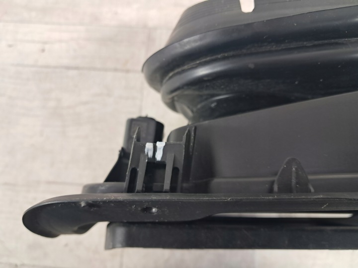 BMW X3 G01 CLAPET GOULOTTE DE REMPLISSAGE CARBURANTS 7405751