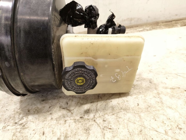 CHEVROLET CORVETTE C7 2015 SUPPORT FREINS 32052105