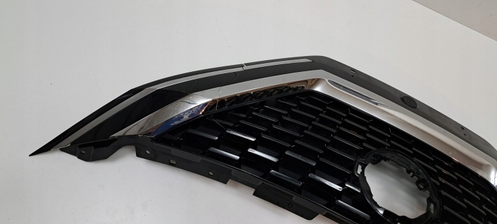 NISSAN QASHQAI J12 CALANDRE RADIATEUR 62310-6UA0A