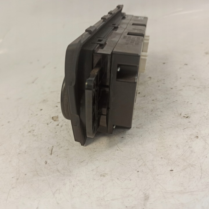 MAZDA 6 II PANNEAU CONDUIT D'AIR CLIMATISATION GDN3-61190A
