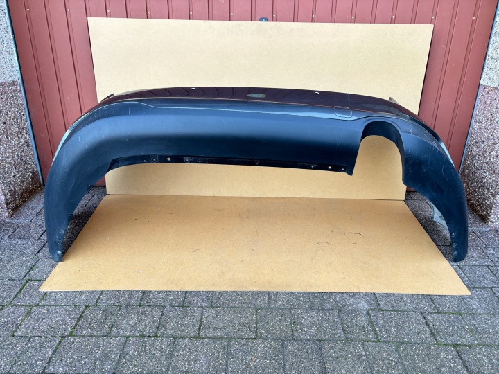FORD FOCUS MK4 UNIVERSEL PARE-CHOCS ARRIÈRE ARRIÈRE