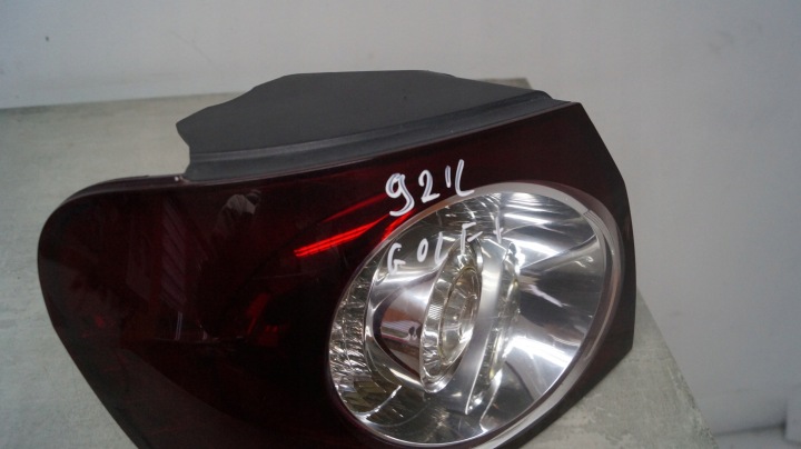 PHARE GAUCHE ARRIÈRE VW GOLF PLUS 5M 5M0 5M0945095L