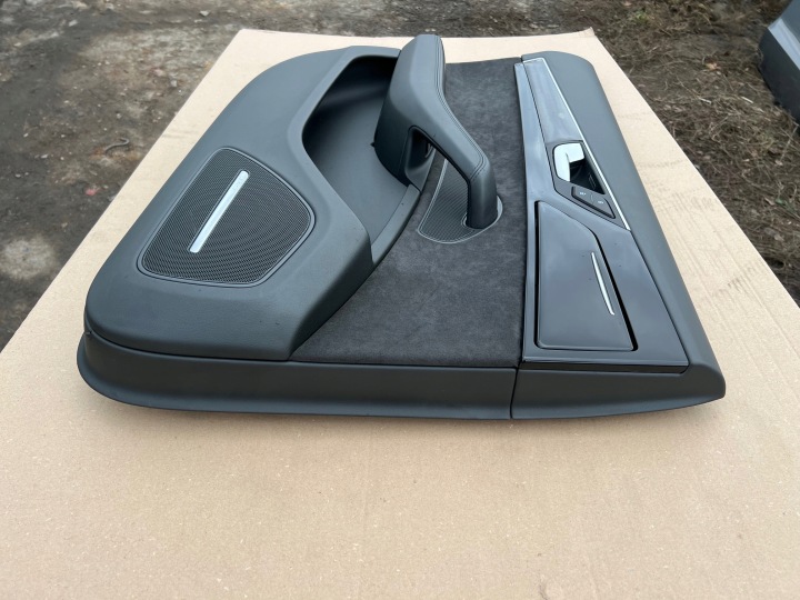 AUDI A8 D4 LONG COLLECTEUR PORTES GARNITURE ALCANTARA STORE BOSE GAUCHE ARRIÈRE