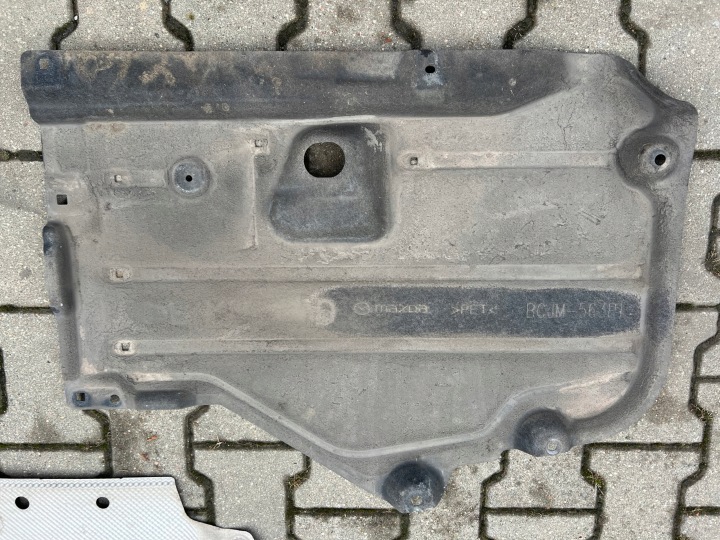 MAZDA 3 BP PROTECTION INFÉRIEURE CARROSSERIE 4WD ANNÉE 2021