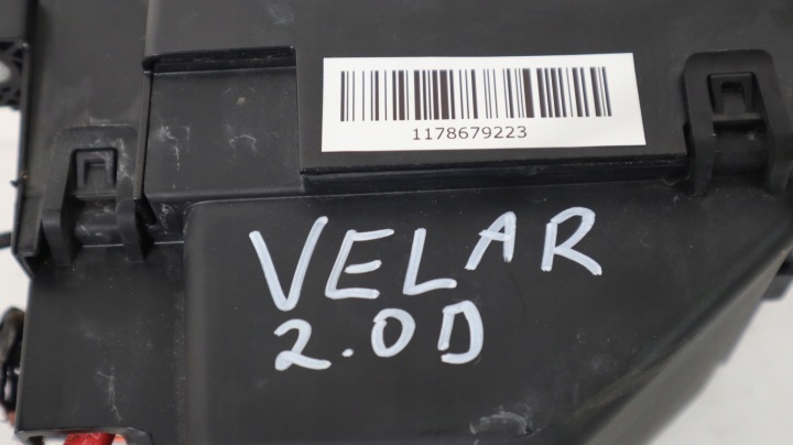 RANGE ROVER VELAR L560 2.0 D BOÎTE FUSIBLES GX73-14A076-DB