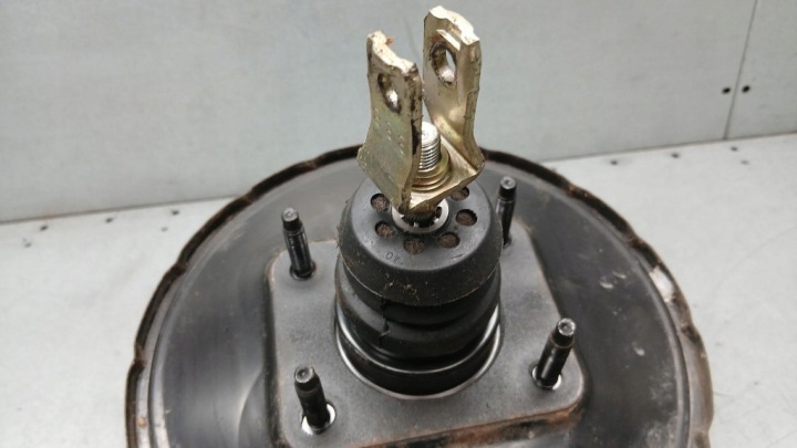 SERVO FREINS TOYOTA YARIS I 1.0B 00R 873-02001