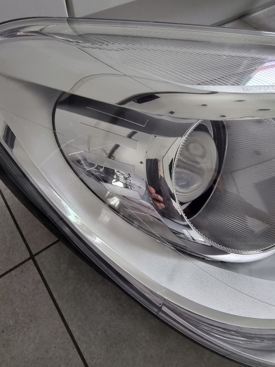 MERCEDES SLK W172 R172 PHARES AVANT A1728203761 A1728203861