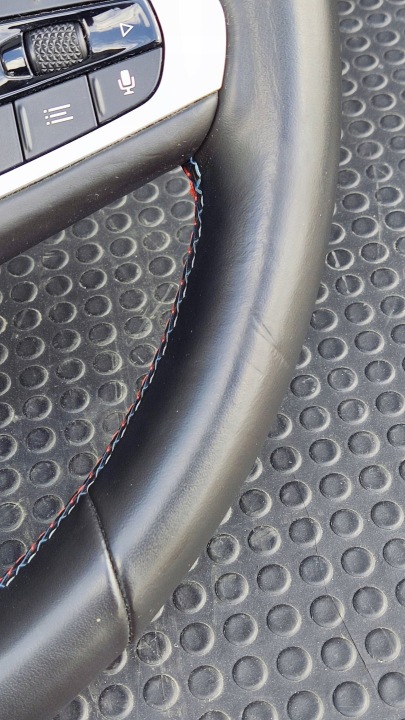BMW M3 G80 VOLANT CUIR M NITKA PALETTES WIBRACJE F90 F97 G82 G83
