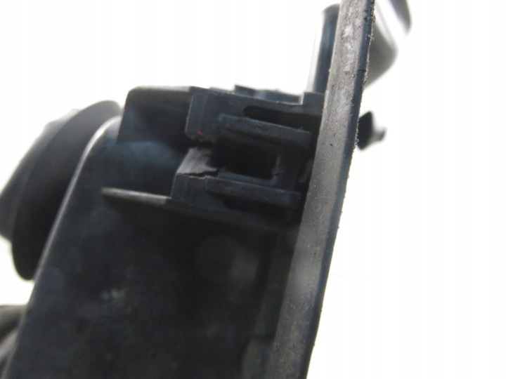 CLAPET GOULOTTE DE REMPLISSAGE CARBURANTS BMW 5 TOURING F11 7217767 A72