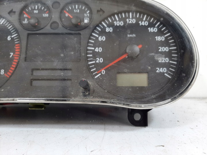 SEAT TOLEDO II 1.6 16V 04R COMPTEUR TABLEAU DE BORD 1M0920822A