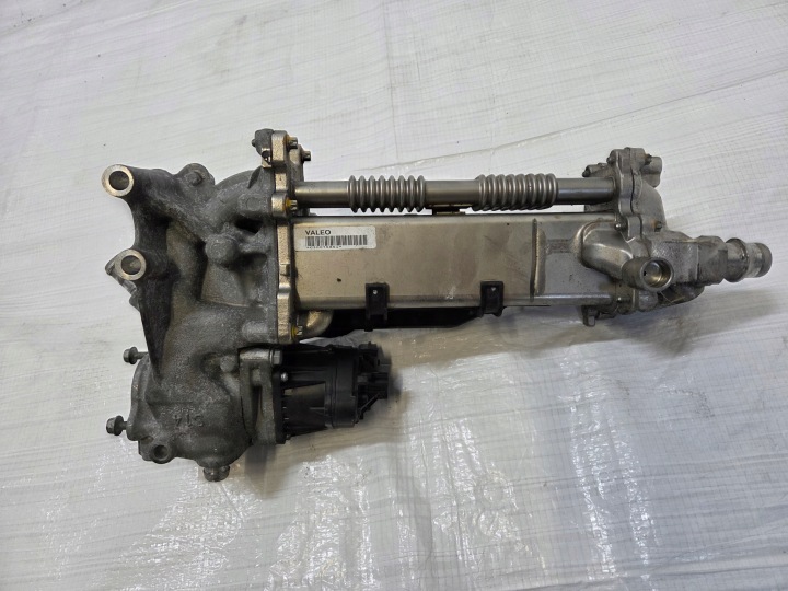 OPEL INSIGNIA A 2.0CDTI RADIATEUR GAZ D'ÉCHAPPEMENT V29007672 VANNE EGR 55570005