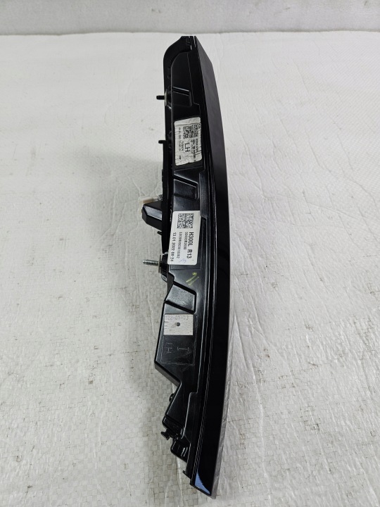 GAUCHE ARRIÈRE ARRIÈRE PHARE LED DANS COUVERCLE DE COFFRE KIA SPORTAGE V 5 92403R2000
