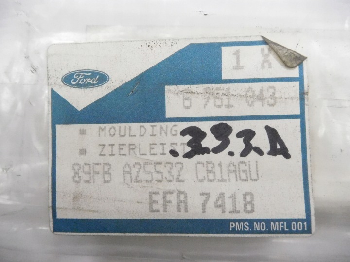 MOULURE DROIT ARRIÈRE FORD FIESTA 1989-1996 OE 6761043