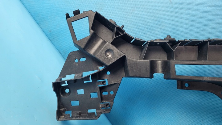 VOLVO XC90 II 19R GLISSIÈRE PARE-CHOCS DROIT ARRIÈRE 31407731