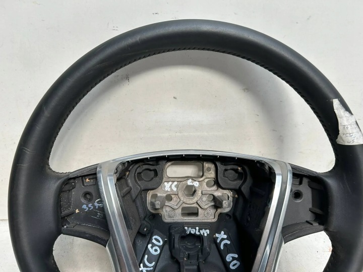 VOLANT VOLVO XC60