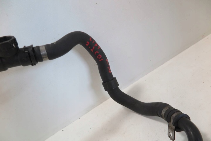 TUYAU TUYAU FIL EAU MERCEDES ESSENCE W204 LIFT 2.2CDI A2125016482